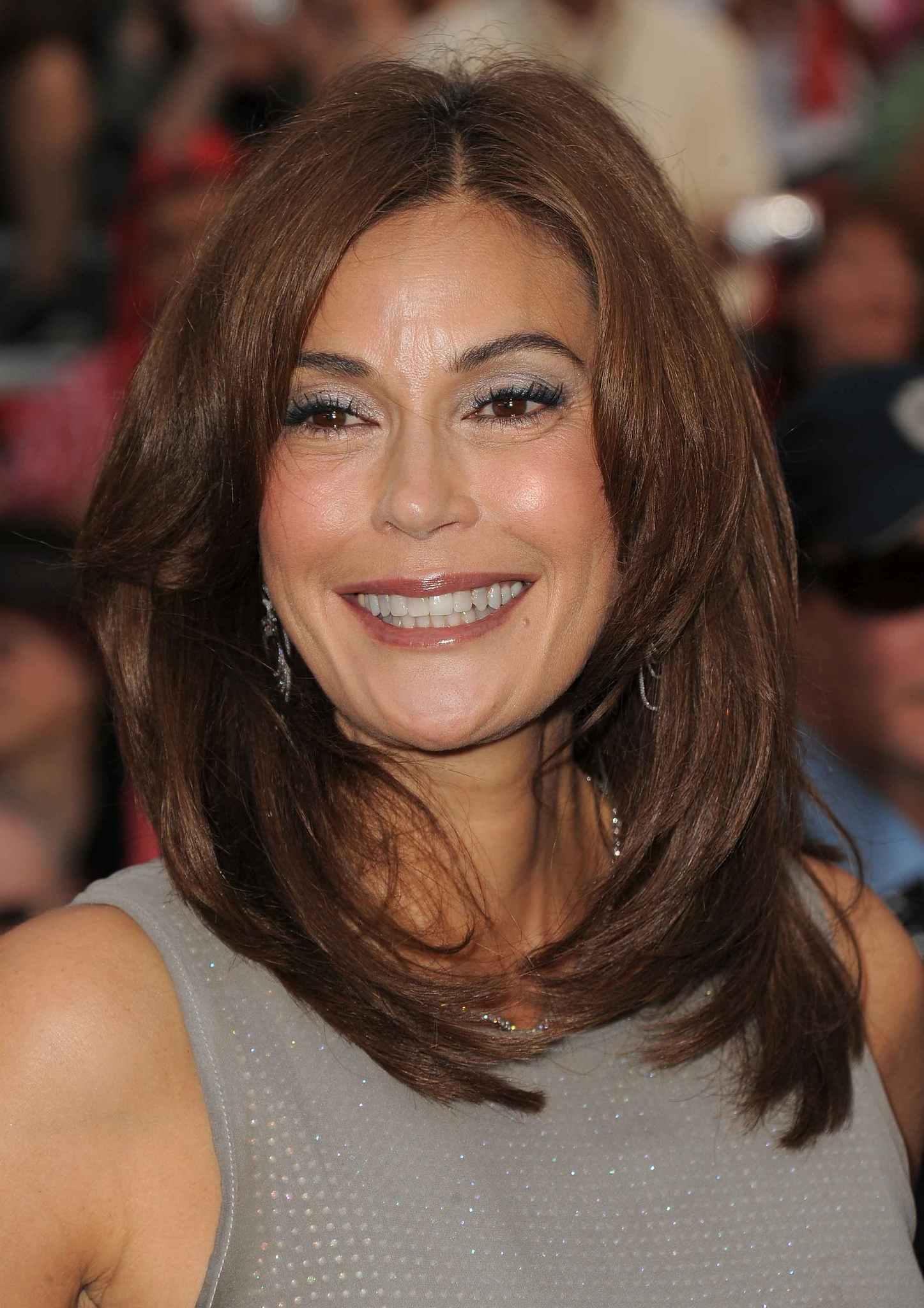 Teri Hatcher image