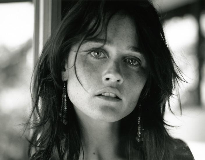 Robin Tunney image