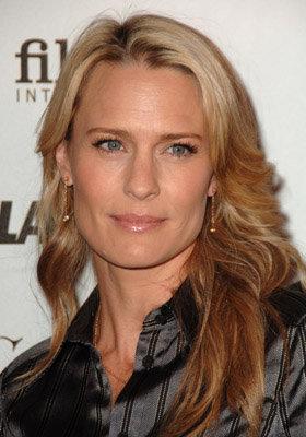 Robin Wright image