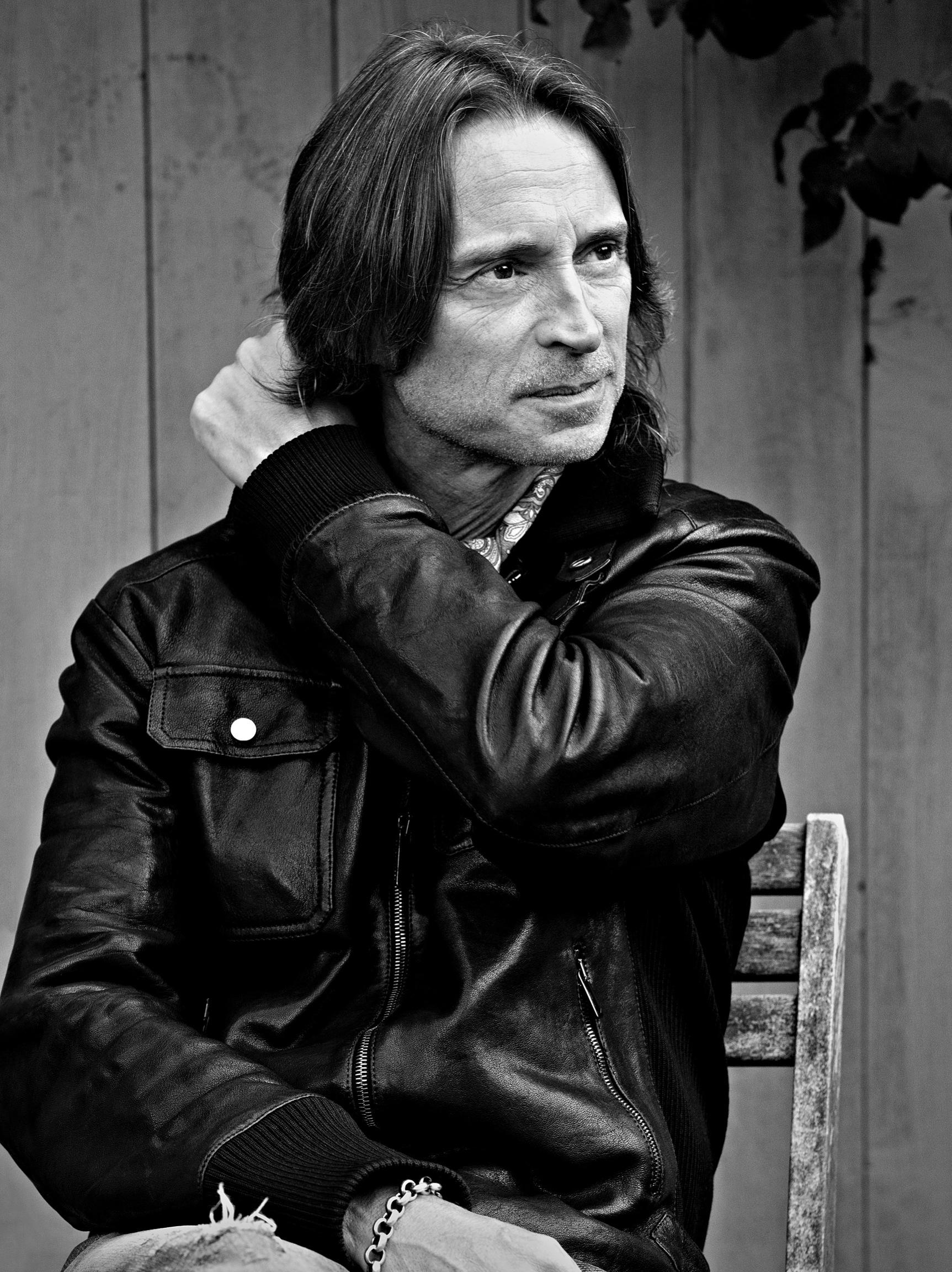 Robert Carlyle image