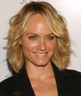 Amber Valletta image