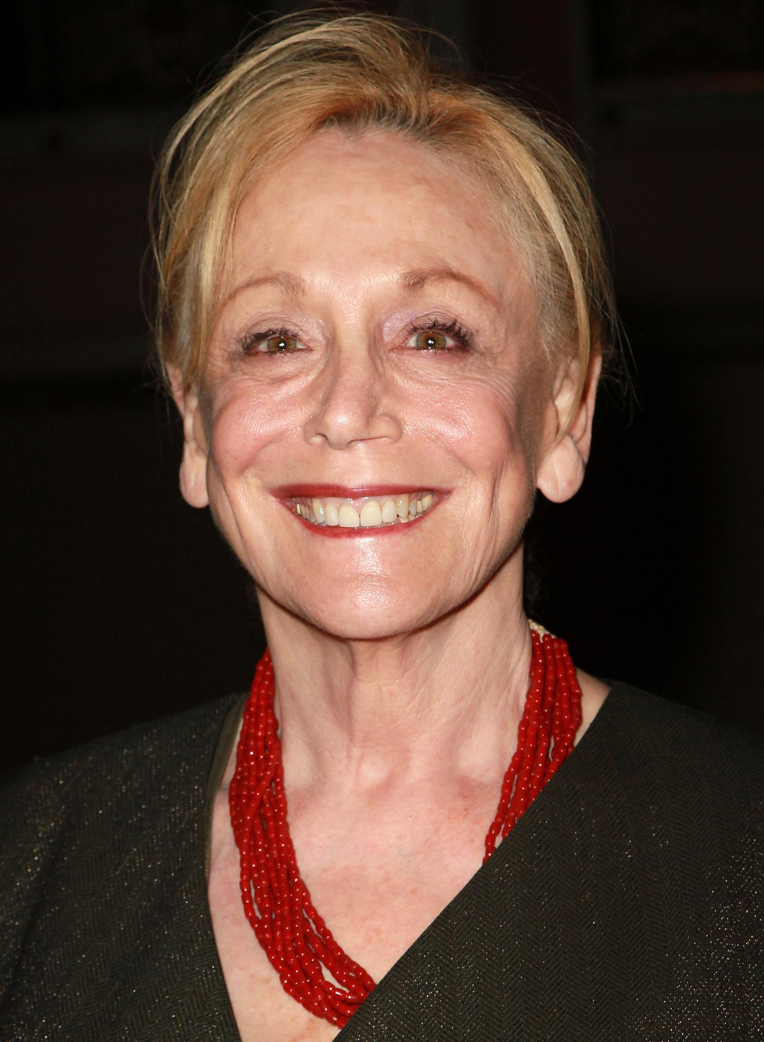 Lorraine Gary image