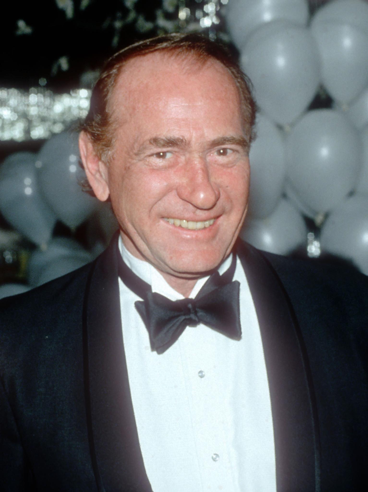 Darren McGavin image