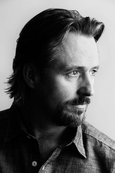 Linus Roache image