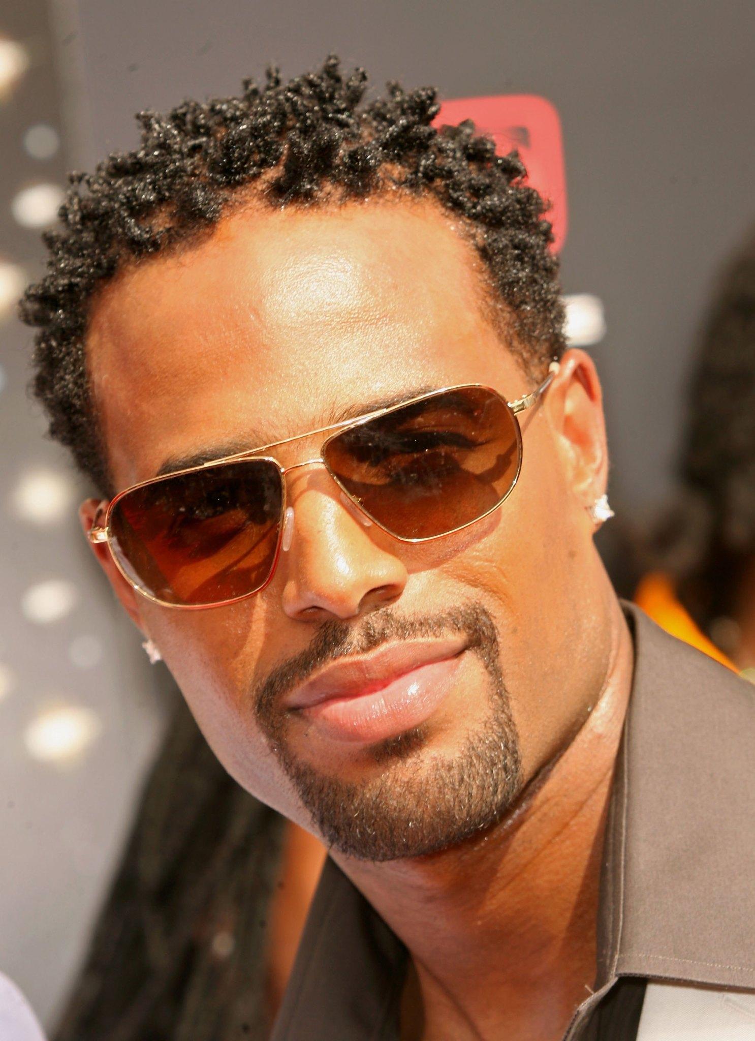 Shawn Wayans image