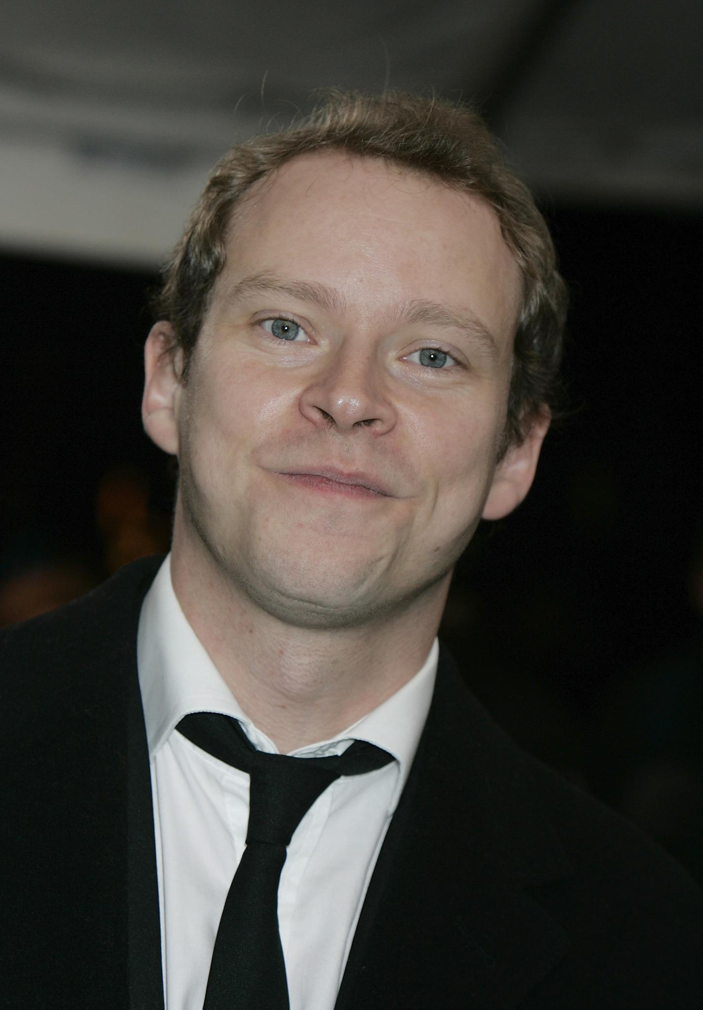 Robert Webb image