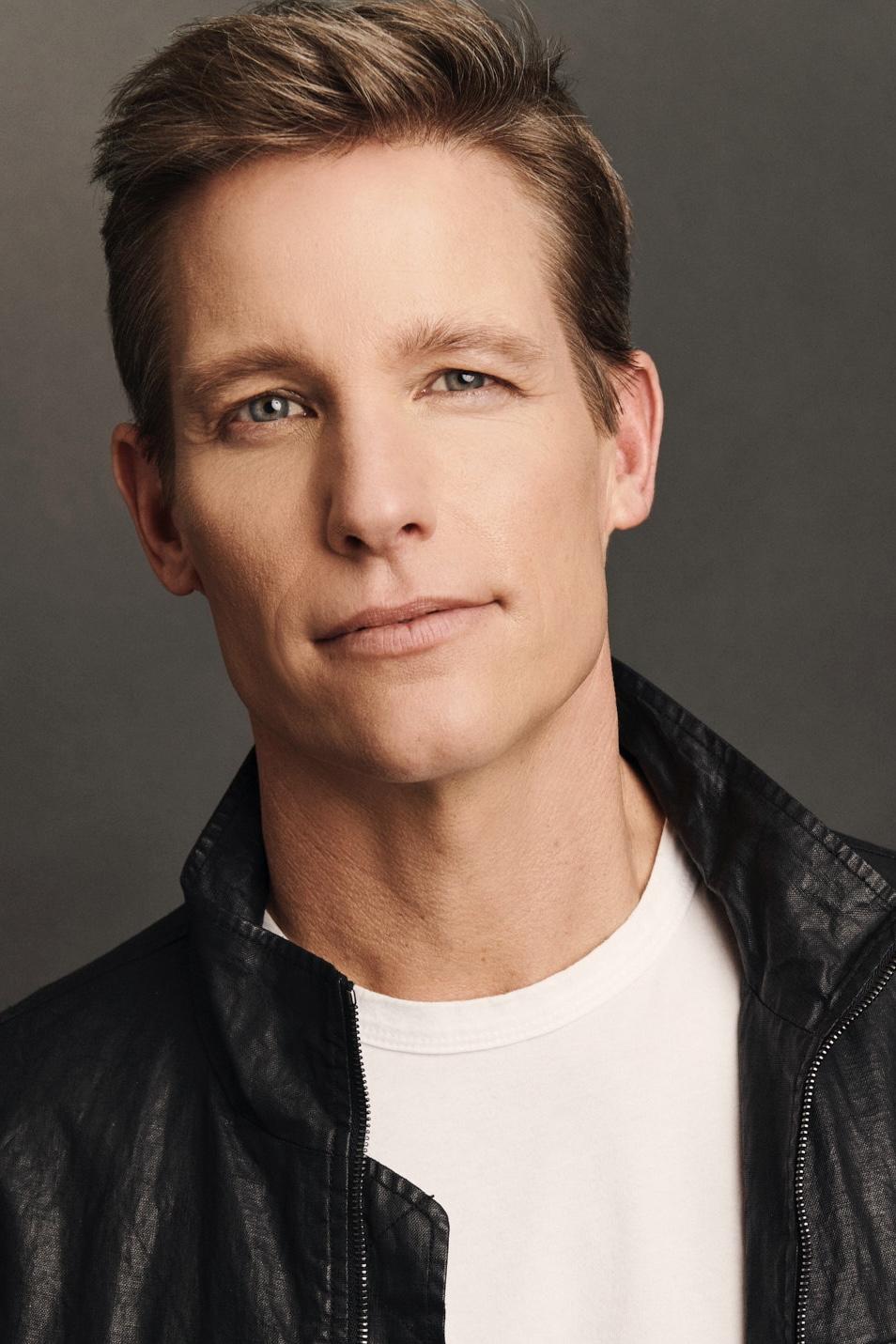 Ward Horton image