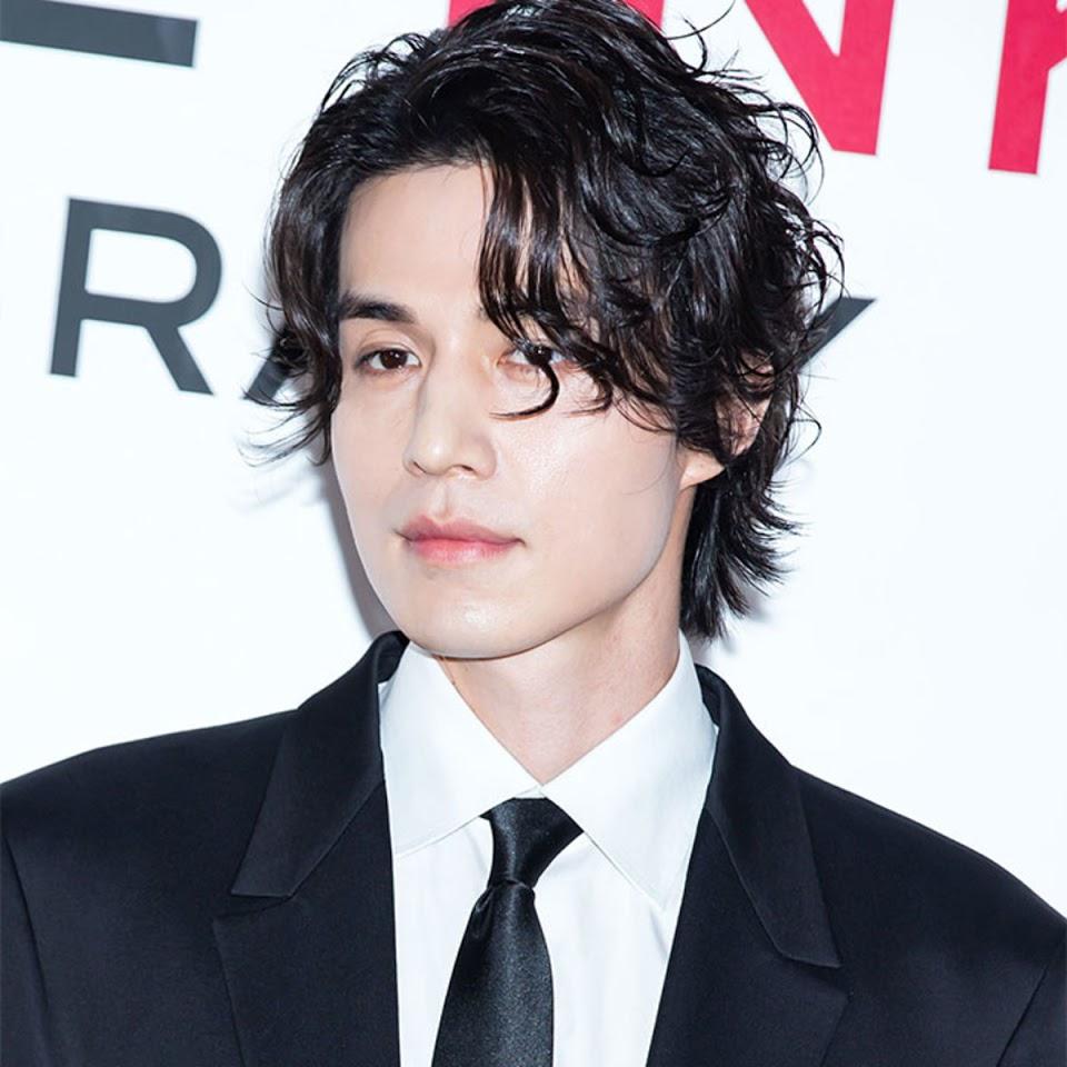 Lee Dong-wook image