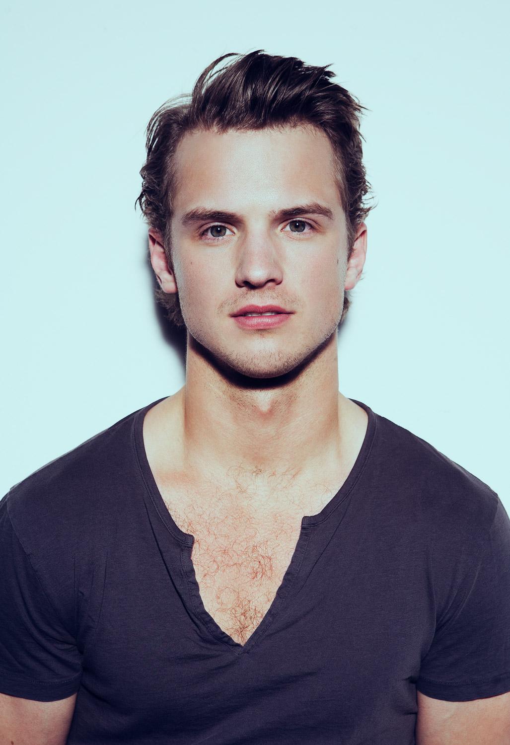 Freddie Stroma image