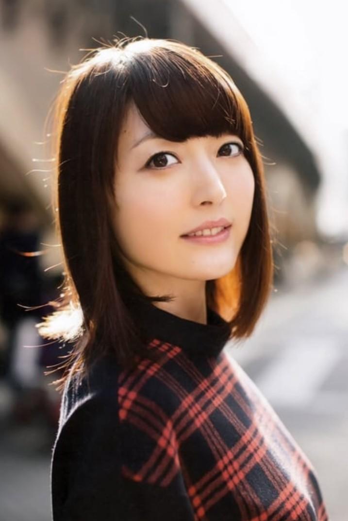 Kana Hanazawa image