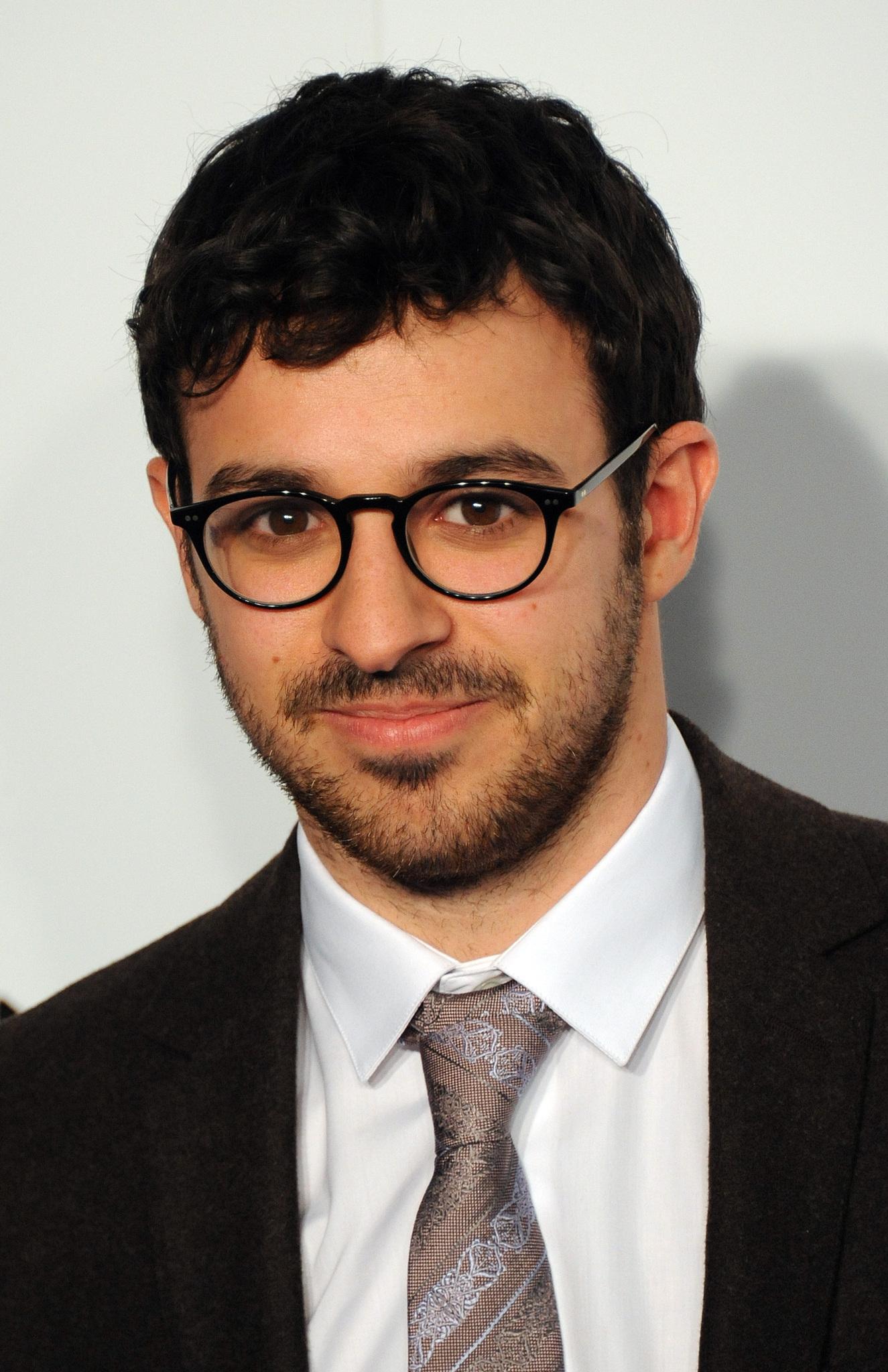 Simon Bird image