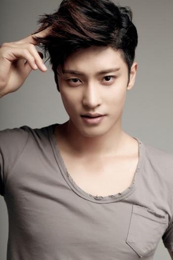 Sung Hoon image